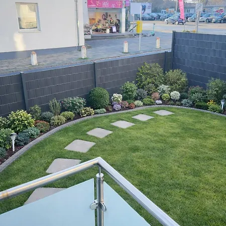 Apartamento Neubau 4 111 Quadratmeter Inklusive Kueche Grosse Balkonterasse 2x Bad Auto Parkplatz Citynah *